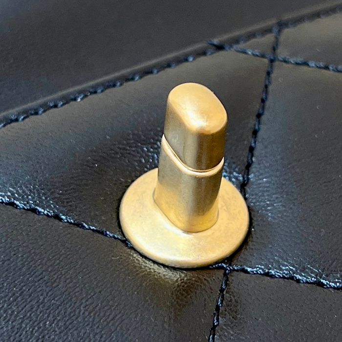 CHANEL ラムレザー グレンチェック ブラック×ゴールド 秋冬 25×19×3cm サイズ:25×19×3cm