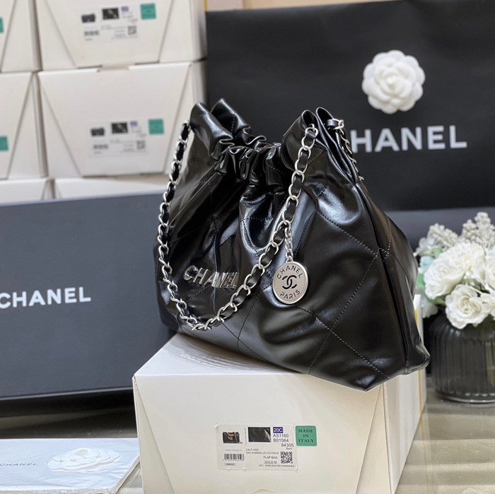 CHANEL カーフレザー クラシック ヴィンテージ 43×30×8cm サイズ:43×30×8cm