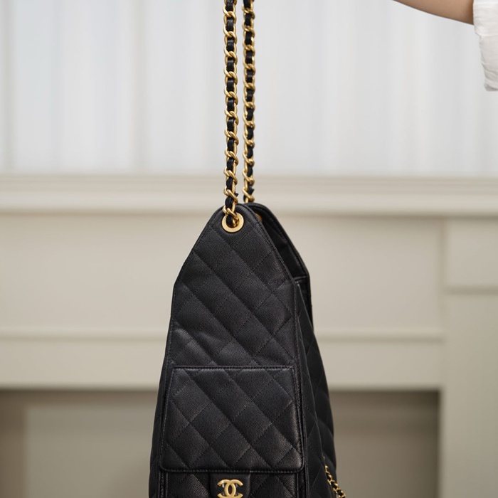CHANEL ブラック×ゴールド バケツバッグ 大 40×30×15cm サイズ:40×30×15cm