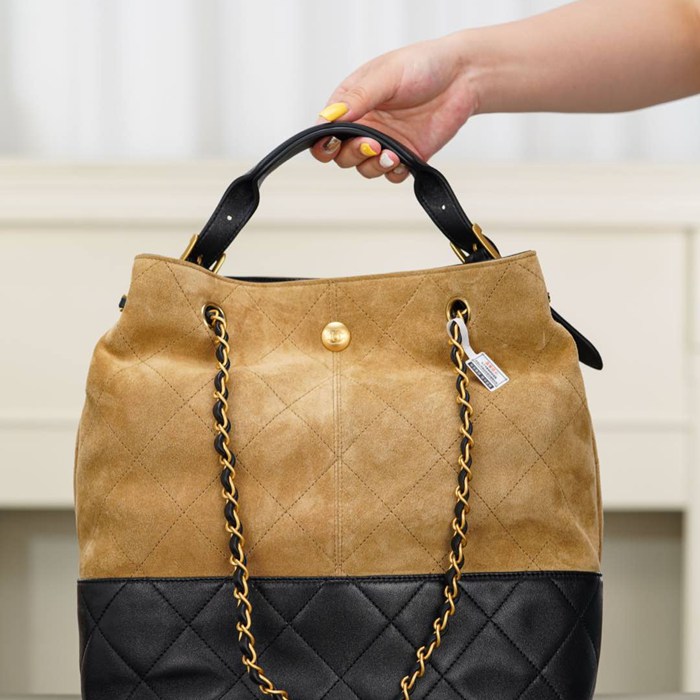 CHANEL 菱格紋 バケツバッグ クラシック 33×29×11cm サイズ:33×29×11cm