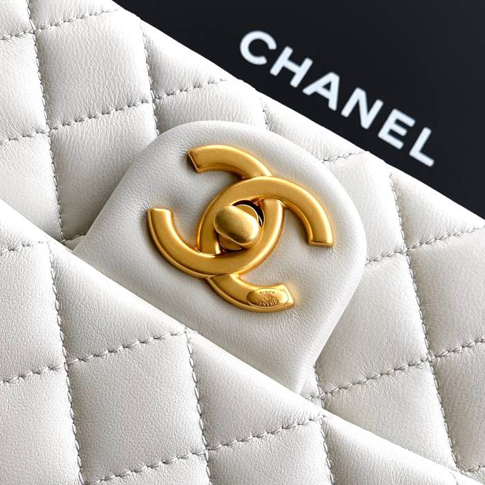 CHANEL ラムレザー ホワイト×グレー×ゴールド 斜め掛けバッグ ヴィンテージ 小 23.5×14.5×7cm サイズ:23.5×14.5×7cm