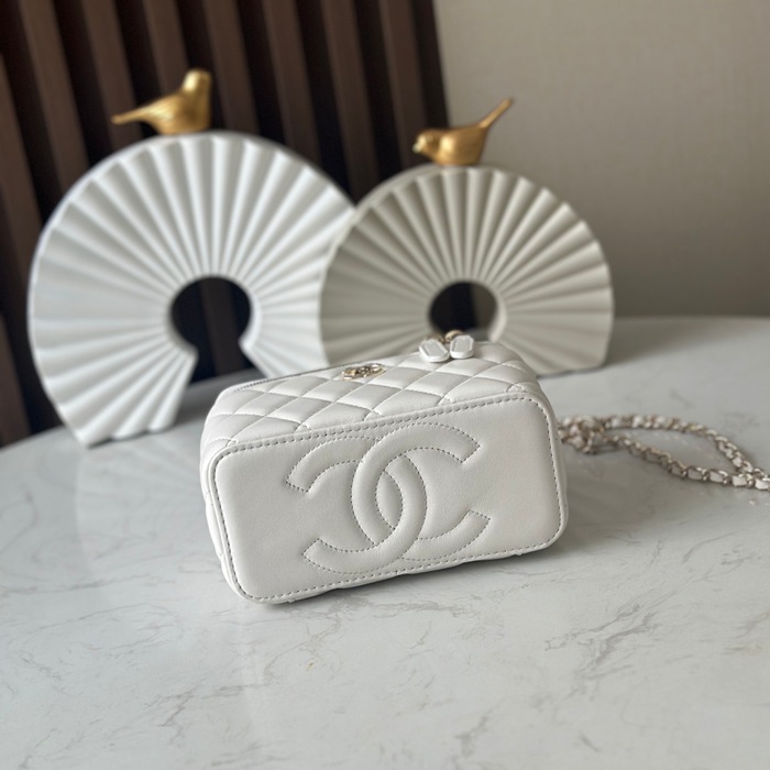 CHANEL 66060 ブラック×ホワイト 春夏 17×9.5×7.8cm サイズ:17×9.5×7.8cm