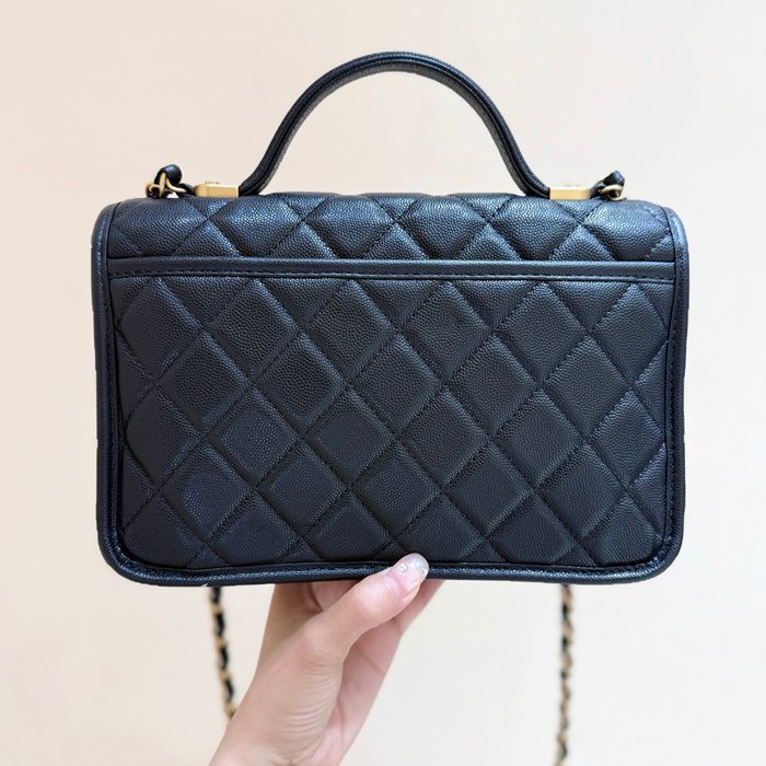 CHANEL カーフレザー 荔枝紋 ブラック×ゴールド 斜め掛けバッグ クラシック 秋冬 25×16.5×8.5cm サイズ:25×16.5×8.5cm