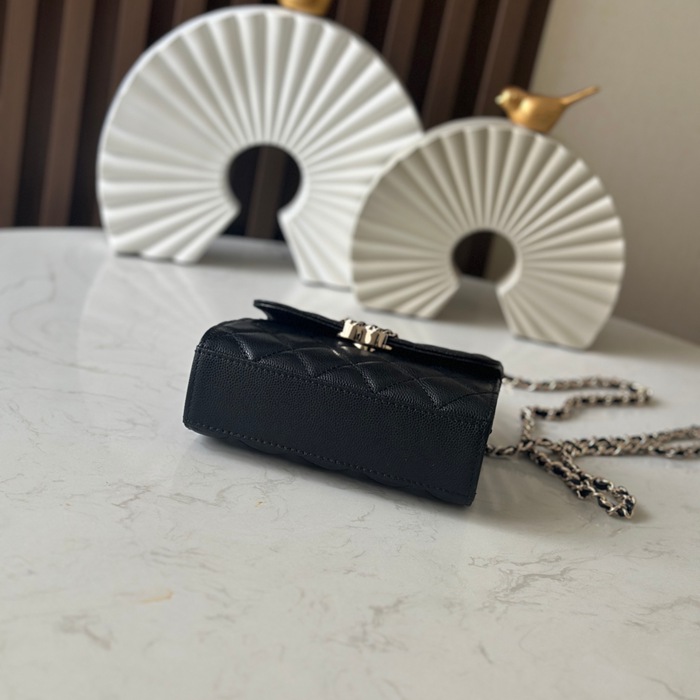 CHANEL 66058 カーフレザー ブラック 斜め掛けバッグ クラシック 14.5×11.5×5.5cm サイズ:14.5×11.5×5.5cm