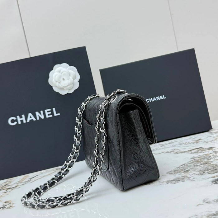 CHANEL AS1113 ラムレザー 菱格紋 シルバー×ゴールド 斜め掛けバッグ クラシック ヴィンテージ 23×14.5×6cm サイズ:23×14.5×6cm