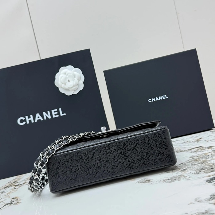 CHANEL AS1113 ラムレザー 菱格紋 シルバー×ゴールド 斜め掛けバッグ クラシック ヴィンテージ 23×14.5×6cm サイズ:23×14.5×6cm