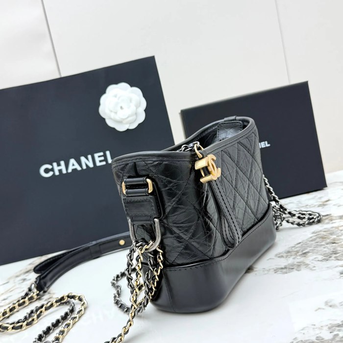 CHANEL A91810 カーフレザー 菱格紋 ゴールド 斜め掛けバッグ クラシック ヴィンテージ 20×15×8cm サイズ:20×15×8cm