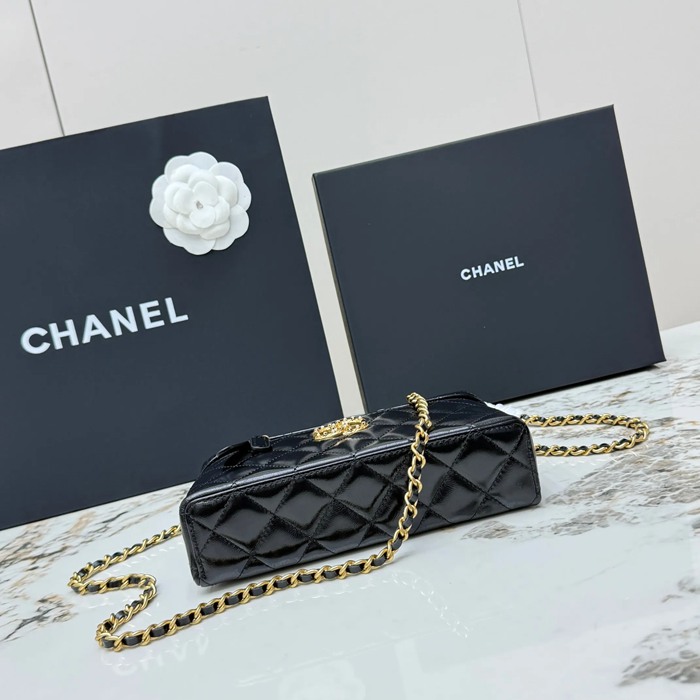 CHANEL AP4974 ラムレザー 菱格紋 ブラック×ゴールド 斜め掛けバッグ クラシック ヴィンテージ 19.5×17×5cm サイズ:19.5×17×5cm