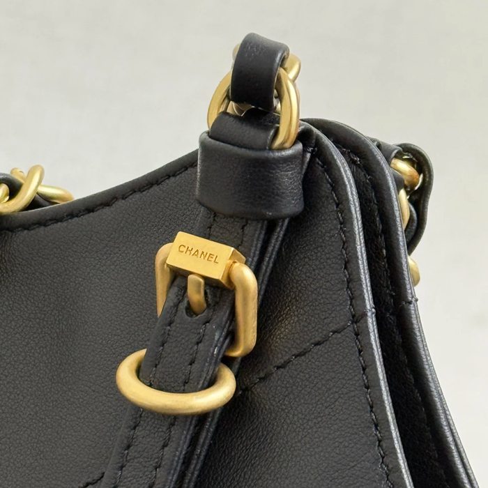 CHANEL 99539 カーフレザー 菱格紋 斜め掛けバッグ ファッショナブル 小 30×18×6cm サイズ:30×18×6cm