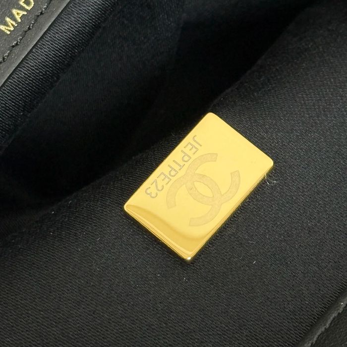 CHANEL 99539 カーフレザー 菱格紋 斜め掛けバッグ ファッショナブル 小 30×18×6cm サイズ:30×18×6cm