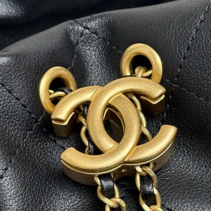 CHANEL カーフレザー ショルダーバッグ 大 29×18×12cm サイズ:29×18×12cm