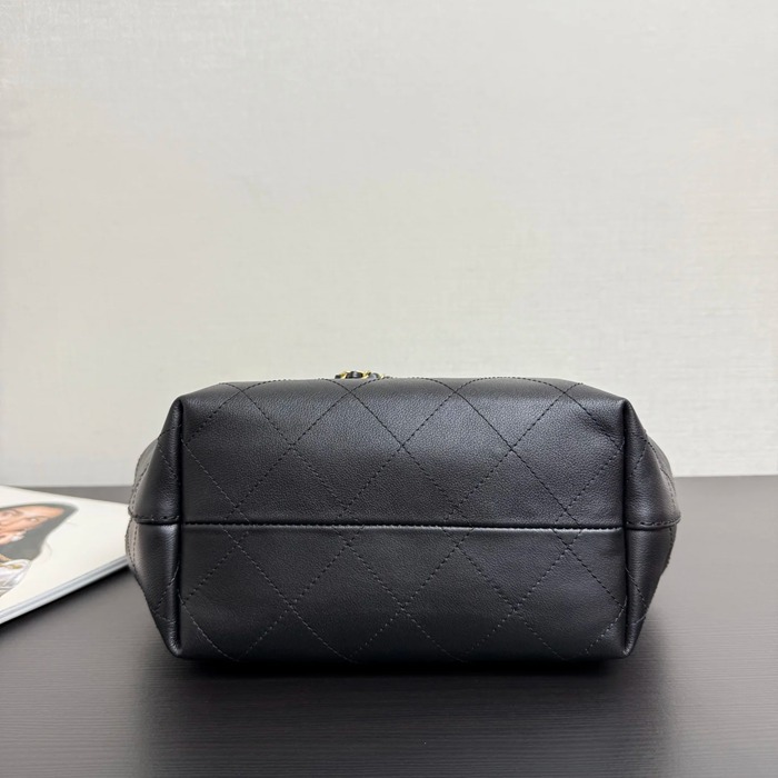 CHANEL カーフレザー ショルダーバッグ 大 29×18×12cm サイズ:29×18×12cm