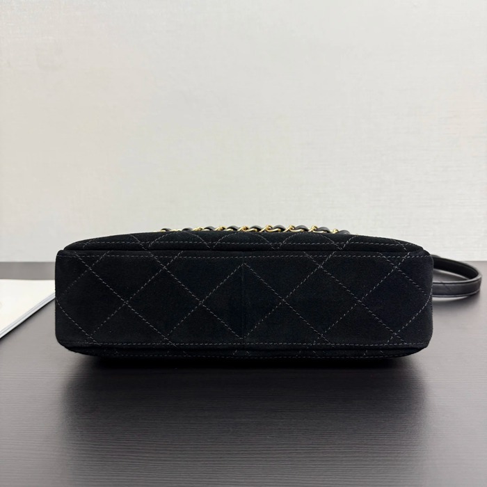 CHANEL 99546 スエード 菱格紋 ブラック×ゴールド 斜め掛けバッグ クラシック ヴィンテージ 30×21.5×6cm サイズ:30×21.5×6cm