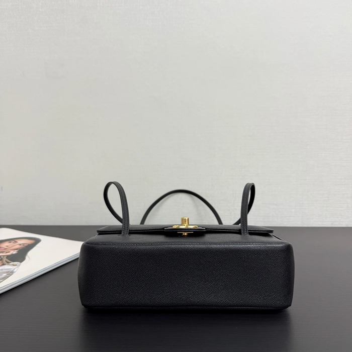 CHANEL 99556 カーフレザー ショルダーバッグ 有名人同款 春夏 22×16×6cm サイズ:22×16×6cm