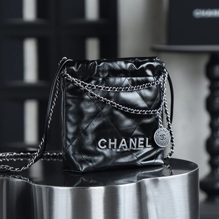 CHANEL スエード シルバー×ゴールド 斜め掛けバッグ ヴィンテージ 小 20×19×6cm サイズ:20×19×6cm