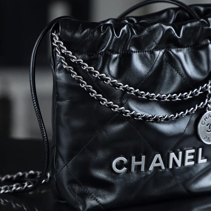 CHANEL スエード シルバー×ゴールド 斜め掛けバッグ ヴィンテージ 小 20×19×6cm サイズ:20×19×6cm