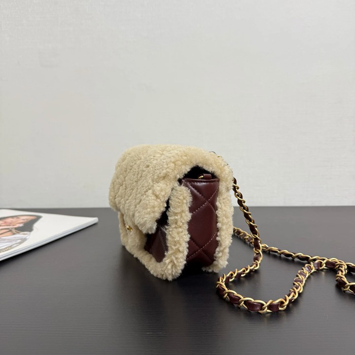 CHANEL 99411 ブラウン 斜め掛けバッグ 大容量 小 23.5×16×7.5cm サイズ:23.5×16×7.5cm
