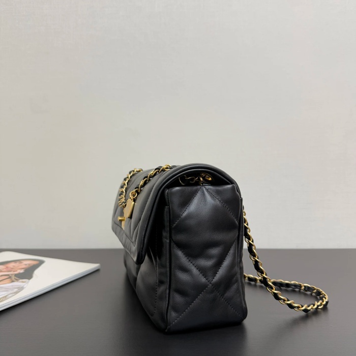 CHANEL 99527 ラムレザー 菱格紋 斜め掛けバッグ クラシック 27×19×9cm サイズ:27×19×9cm