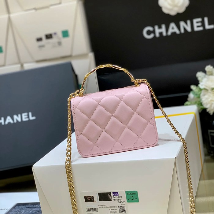 CHANEL AP2758 ラムレザー レッド×ゴールド 斜め掛けバッグ ファッショナブル 13×9.5×6cm サイズ:13×9.5×6cm