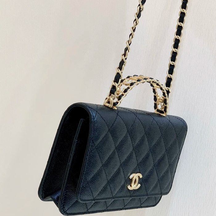 CHANEL AP2804 カーフレザー 荔枝紋 ゴールド 斜め掛けバッグ 春夏 19×12×3.5cm サイズ:19×12×3.5cm