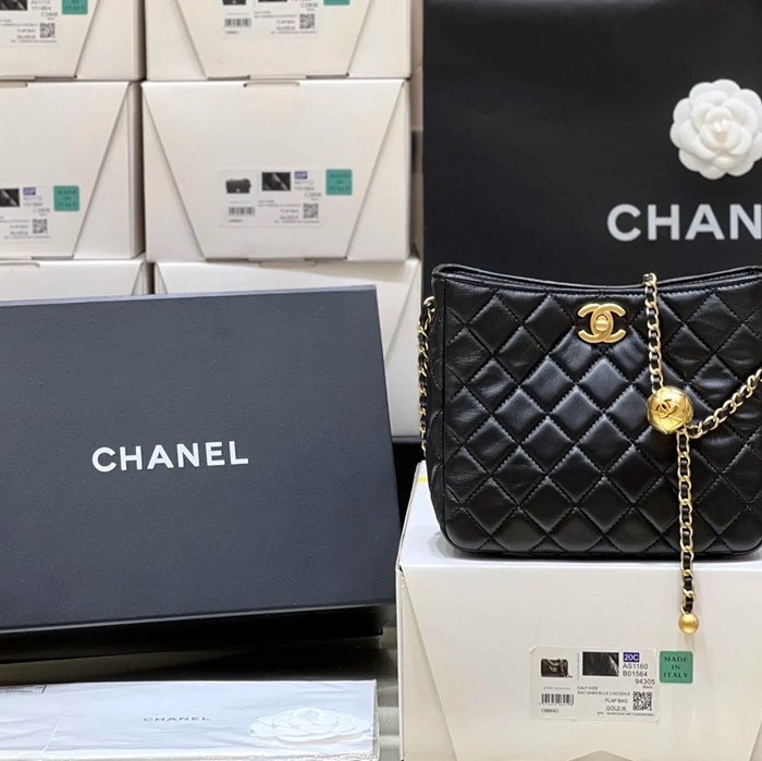 CHANEL 3259 ラムレザー ゴールド ショルダーバッグ 大容量 19×16×8cm サイズ:19×16×8cm