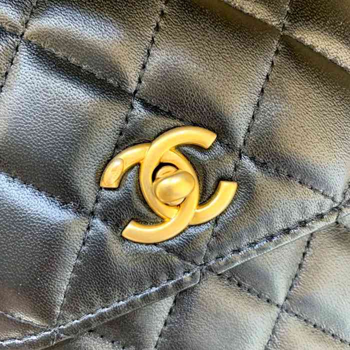 CHANEL AP1448 ブラック×レッド×グレー×ゴールド 斜め掛けバッグ ヴィンテージ 18×11×5cm サイズ:18×11×5cm