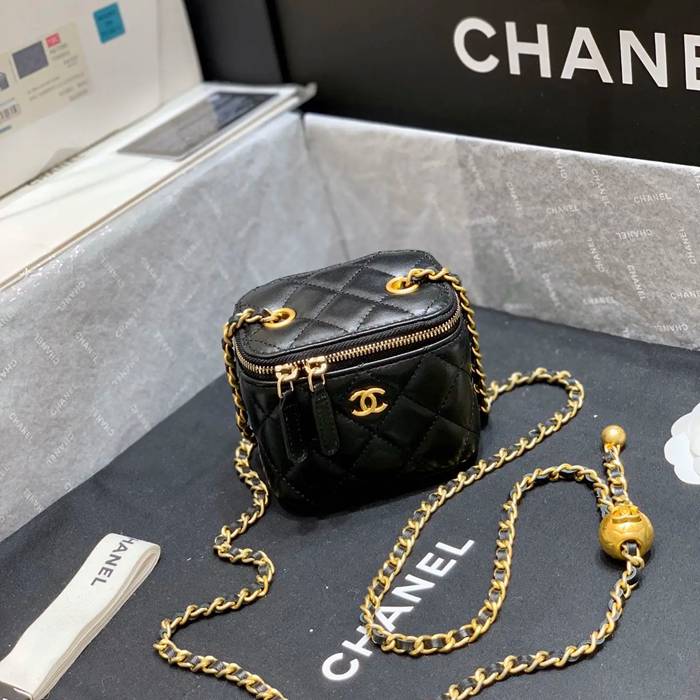 CHANEL AP1447 ラムレザー レッド 斜め掛けバッグ クラシック 11×8.5×7cm サイズ:11×8.5×7cm