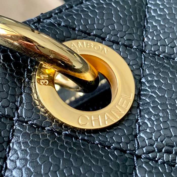 CHANEL 50995 カーフレザー ゴールド ショルダーバッグ クラシック 大容量 34×24×12cm サイズ:34×24×12cm