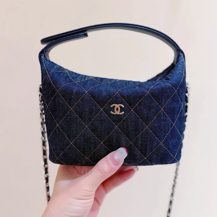 CHANEL デニム 斜め掛けバッグ クラシック 春夏 21.5×19×6cm サイズ:21.5×19×6cm