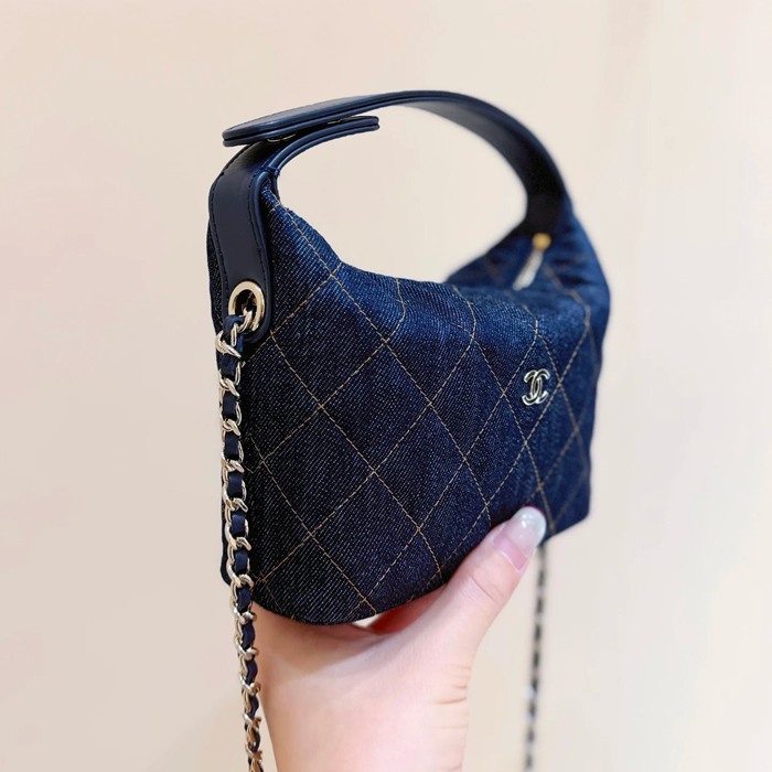 CHANEL デニム 斜め掛けバッグ クラシック 春夏 21.5×19×6cm サイズ:21.5×19×6cm
