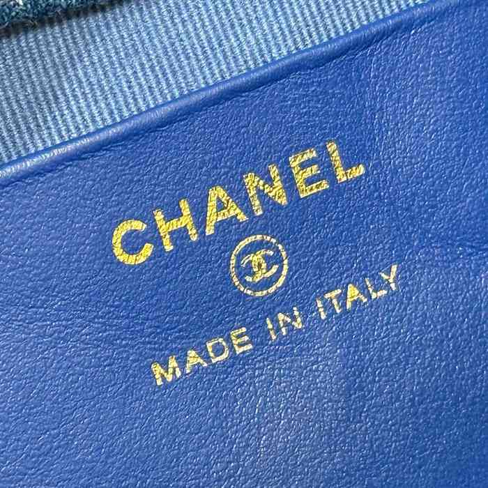CHANEL デニム 斜め掛けバッグ クラシック ヴィンテージ 20.5×17×3.5cm サイズ:20.5×17×3.5cm