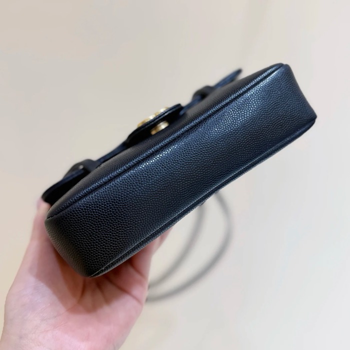 CHANEL カーフレザー ブラック 斜め掛けバッグ 有名人同款 ヴィンテージ 17×11.5×5cm サイズ:17×11.5×5cm