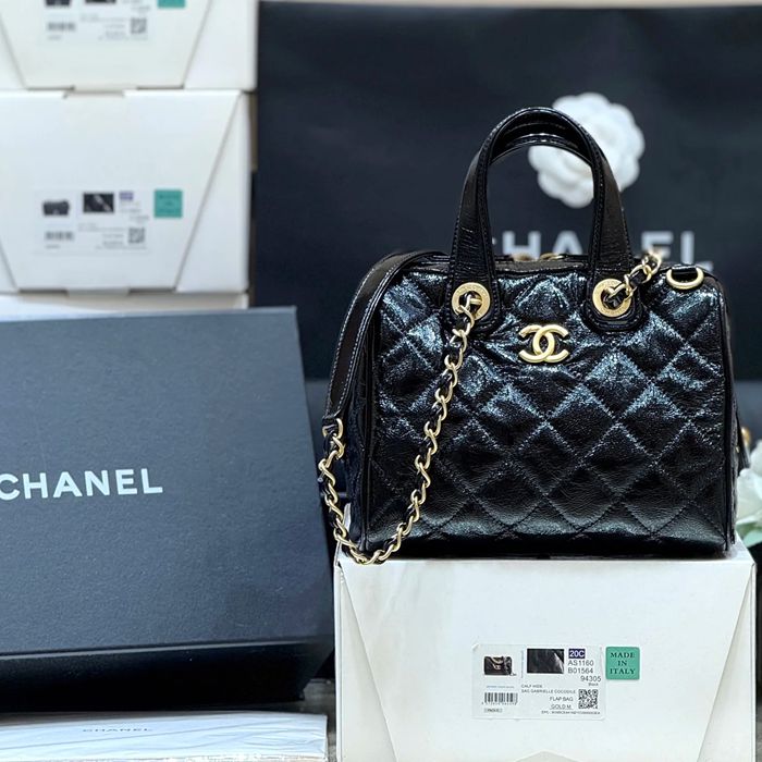 CHANEL カーフレザー ショルダーバッグ ヴィンテージ ファッショナブル 21×17×13cm サイズ:21×17×13cm CHANEL カーフレザー ショルダーバッグ ヴィンテージ ファッショナブル 21×17×13cm サイズ:21×17×13cm