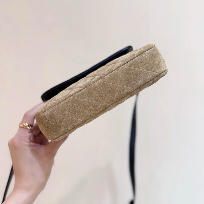 CHANEL ラムレザー 配色 斜め掛けバッグ 20×12×3.5cm サイズ:20×12×3.5cm