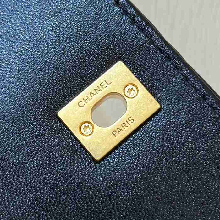 CHANEL ラムレザー 配色 斜め掛けバッグ 20×12×3.5cm サイズ:20×12×3.5cm