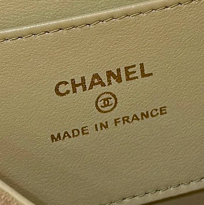 CHANEL ラムレザー 配色 斜め掛けバッグ 20×12×3.5cm サイズ:20×12×3.5cm