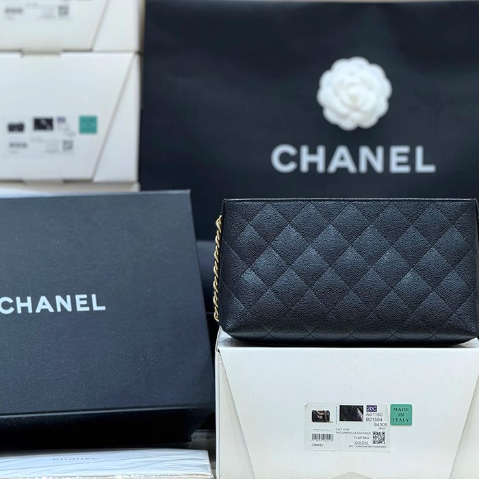 CHANEL カーフレザー 荔枝紋 ブラック×ゴールド 斜め掛けバッグ クラシック 23×12×8cm サイズ:23×12×8cm