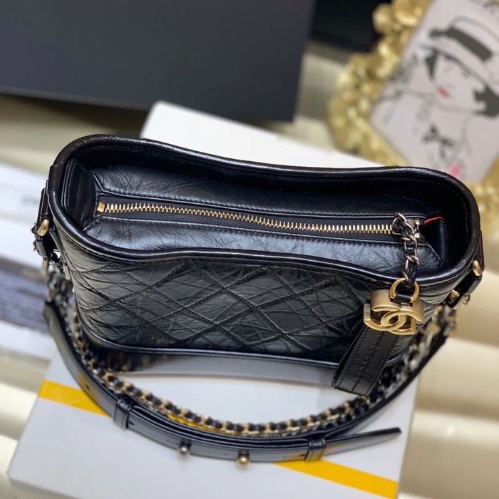 CHANEL 91810 ゴールド 斜め掛けバッグ クラシック 小 20×15×8cm サイズ:20×15×8cm