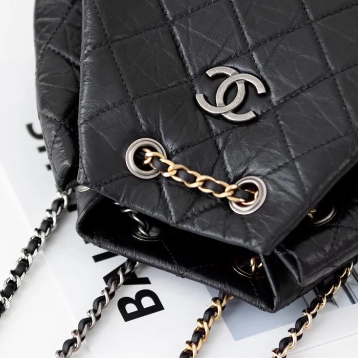 CHANEL A93820 カーフレザー ゴールド リュックサック 最高級品 23×22.5×10.5cm サイズ:23×22.5×10.5cm
