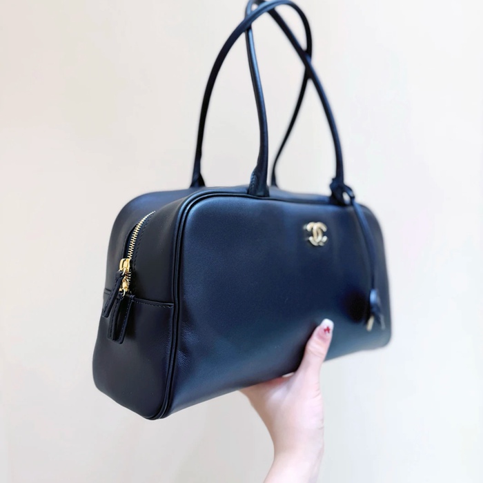 CHANEL カーフレザー ショルダーバッグ クラシック ヴィンテージ 35.5×19×12.5cm サイズ:35.5×19×12.5cm