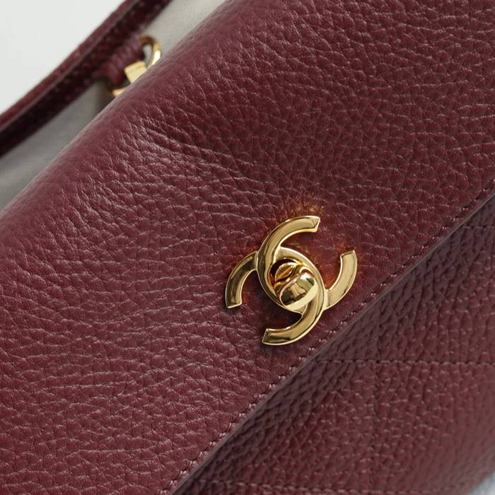 CHANEL AS6288 カーフレザー 荔枝紋 ショルダーバッグ クラシック ファッショナブル 30.5×15×11.5cm サイズ:30.5×15×11.5cm