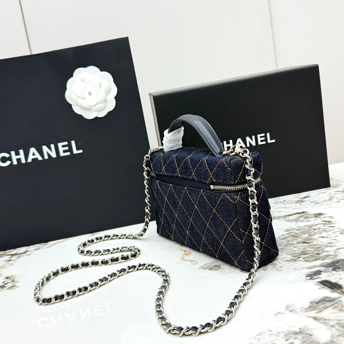 CHANEL AP4835 カーフレザー デニム ブルー×ゴールド 斜め掛けバッグ クラシック ファッショナブル 19.5×17×5cm サイズ:19.5×17×5cm
