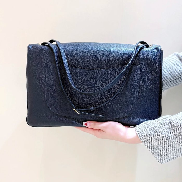 CHANEL AS6233 カーフレザー 荔枝紋 ショルダーバッグ 有名人同款 ファッショナブル 38.5×26×11cm サイズ:38.5×26×11cm