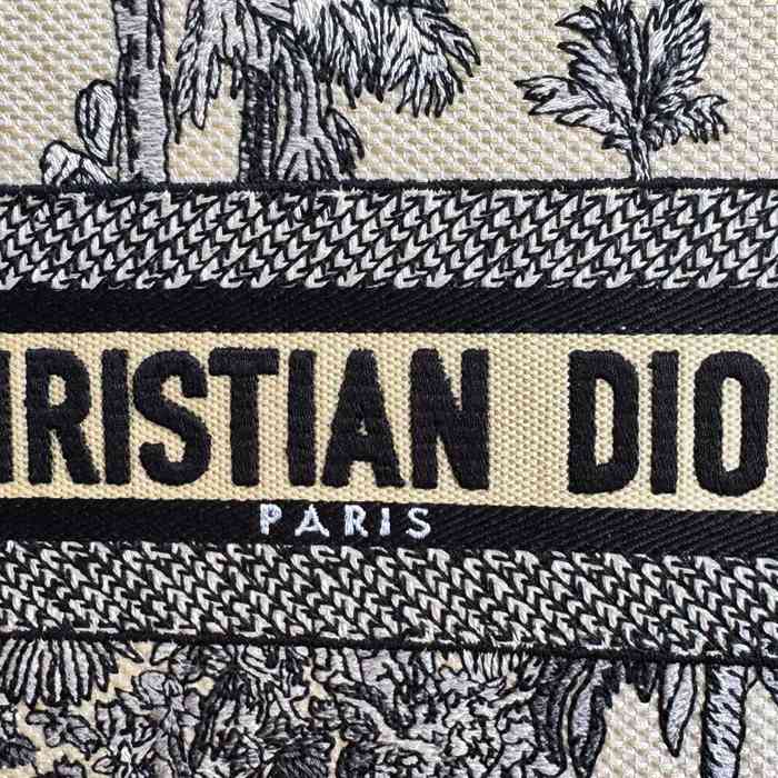 DIOR 刺繍、レター、リボン ホワイト ショルダーバッグ、ハンドバッグ、ハンドバッグ 中 ミニ 26.5x21.0x14.0cm サイズ:26.5x21x14cm