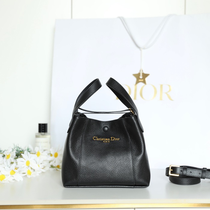 DIOR カーフレザー、レザー レター ブラック、ゴールド 斜め掛けバッグ、ショルダーバッグ、ハンドバッグ 小 ヴィンテージ 21.0x19.0x11.0cm サイズ:21x19x11cm