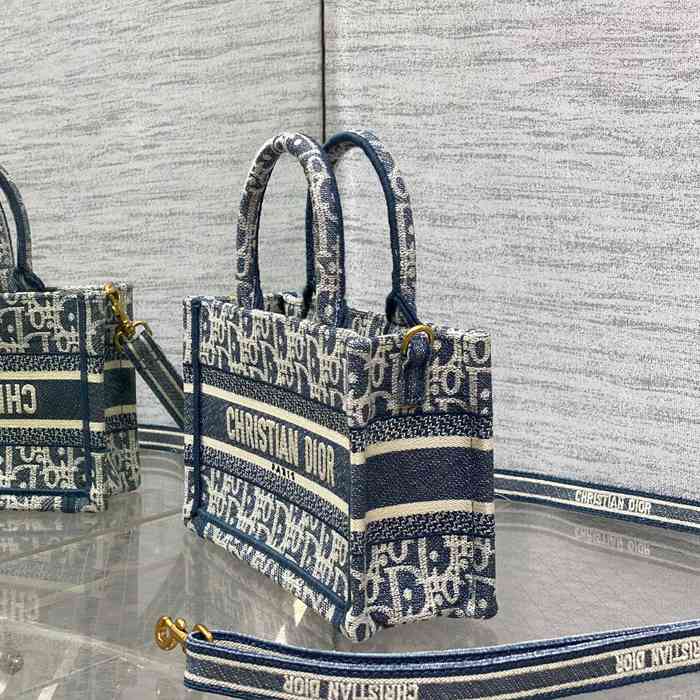 DIOR カーフレザー、オブリーク 刺繍、モノグラム、レター ホワイト、ブルー ショルダーバッグ、トートバッグ ミニ クラシック サイズ:21.5x13x7.5cm
