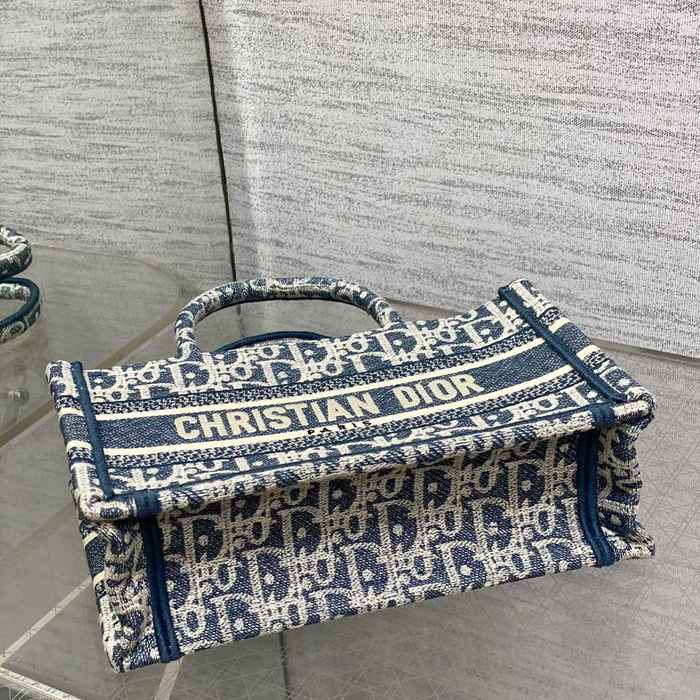 DIOR カーフレザー、オブリーク 刺繍、モノグラム、レター ホワイト、ブルー ショルダーバッグ、トートバッグ ミニ クラシック サイズ:21.5x13x7.5cm