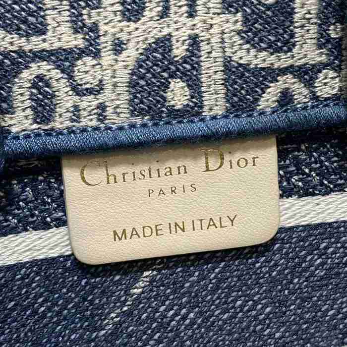 DIOR カーフレザー、オブリーク 刺繍、モノグラム、レター ホワイト、ブルー ショルダーバッグ、トートバッグ ミニ クラシック サイズ:21.5x13x7.5cm