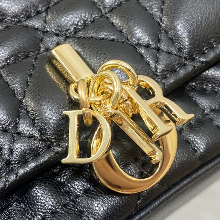 DIOR ラムレザー、チェーン レター ブラック チェーンバッグ クラシック 18.5x10.0x4.0cm サイズ:18.5x10cm