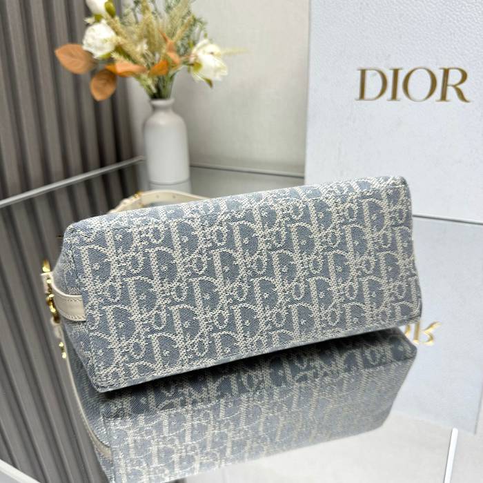 DIOR 3202 カーフレザー、スエード、レザー プリント、レター、フラワー ブルー、ゴールド、ベージュ ショルダーバッグ、ハンドバッグ、チェーンバッグ 新作 クラシック サイズ:28.5x14.5x10cm